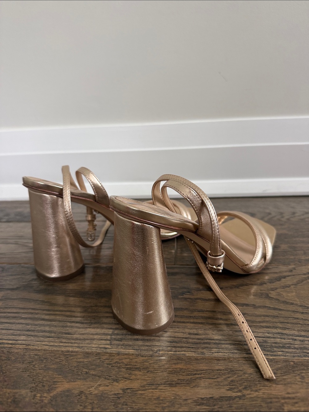 Sam Edelman Kia Heel - Picture 6 of 9